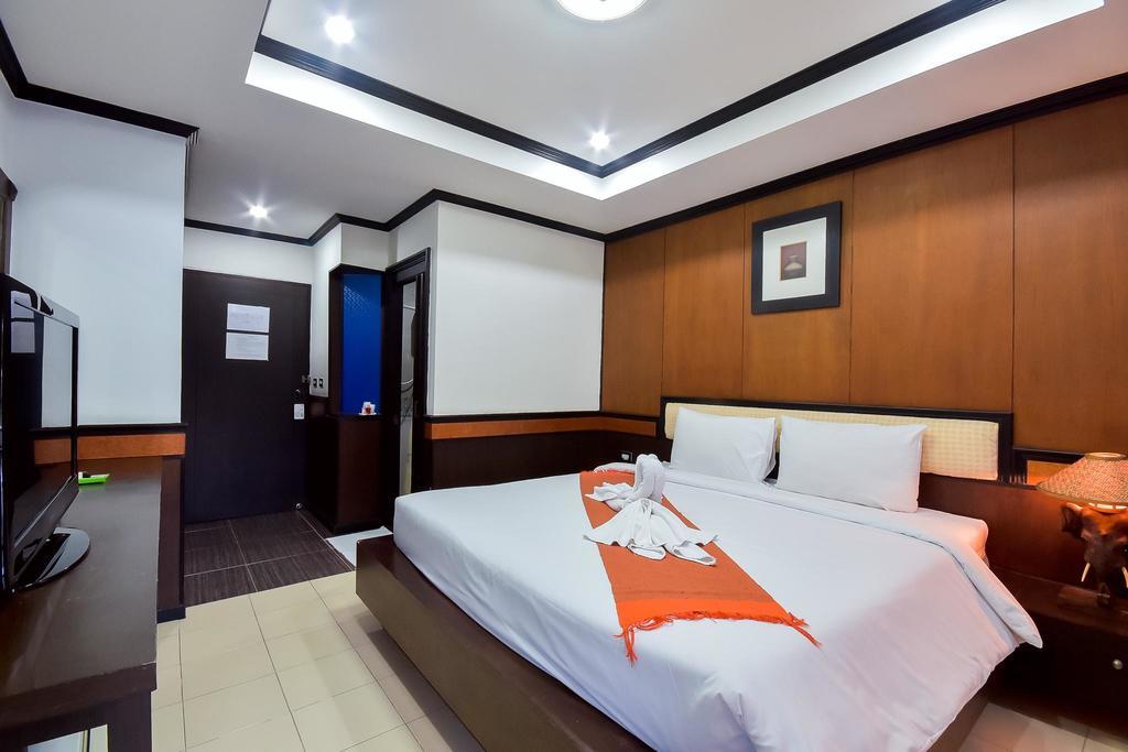 Season Palace Huahin Hotel Cha-Am Exteriör bild