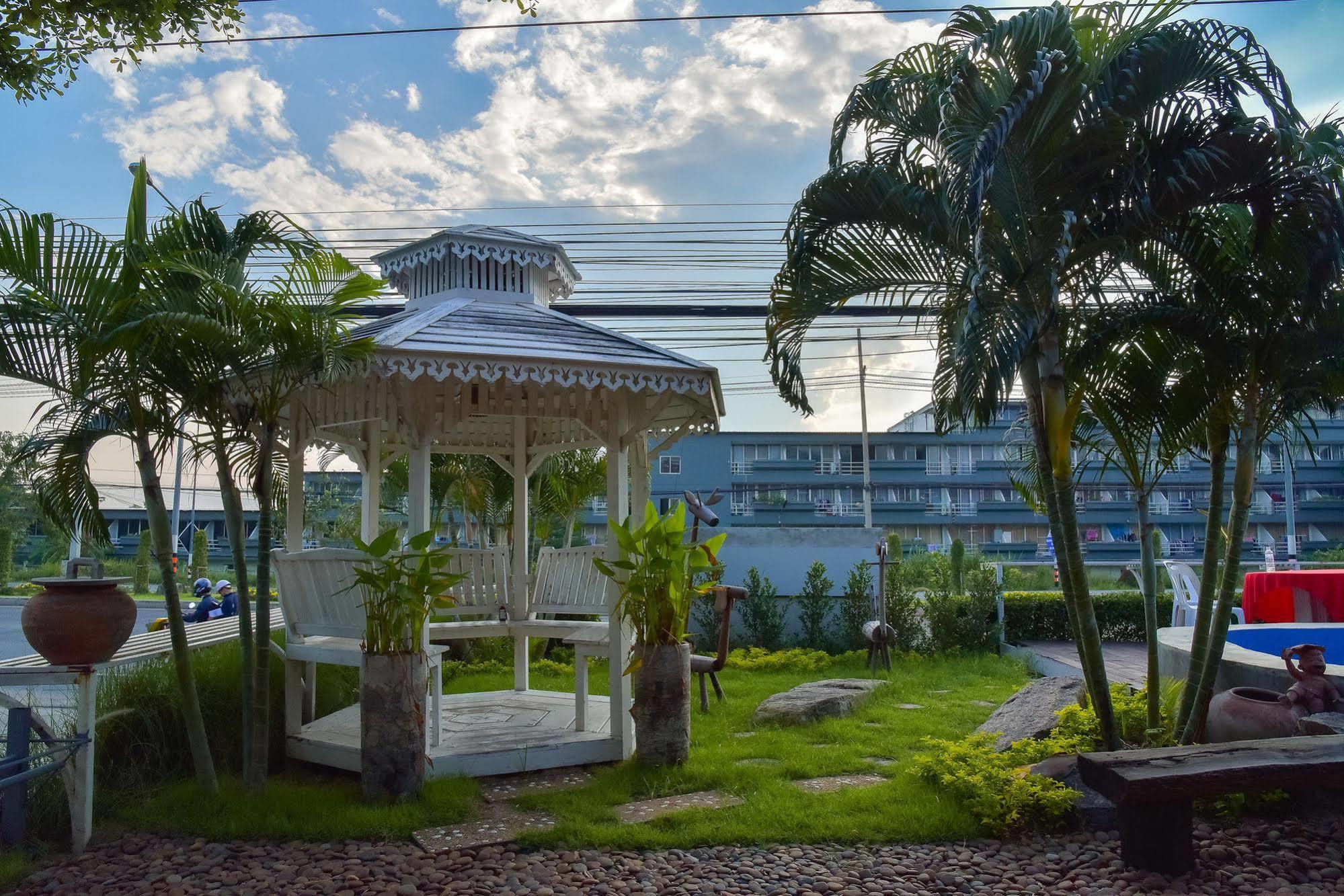 Season Palace Huahin Hotel Cha-Am Exteriör bild
